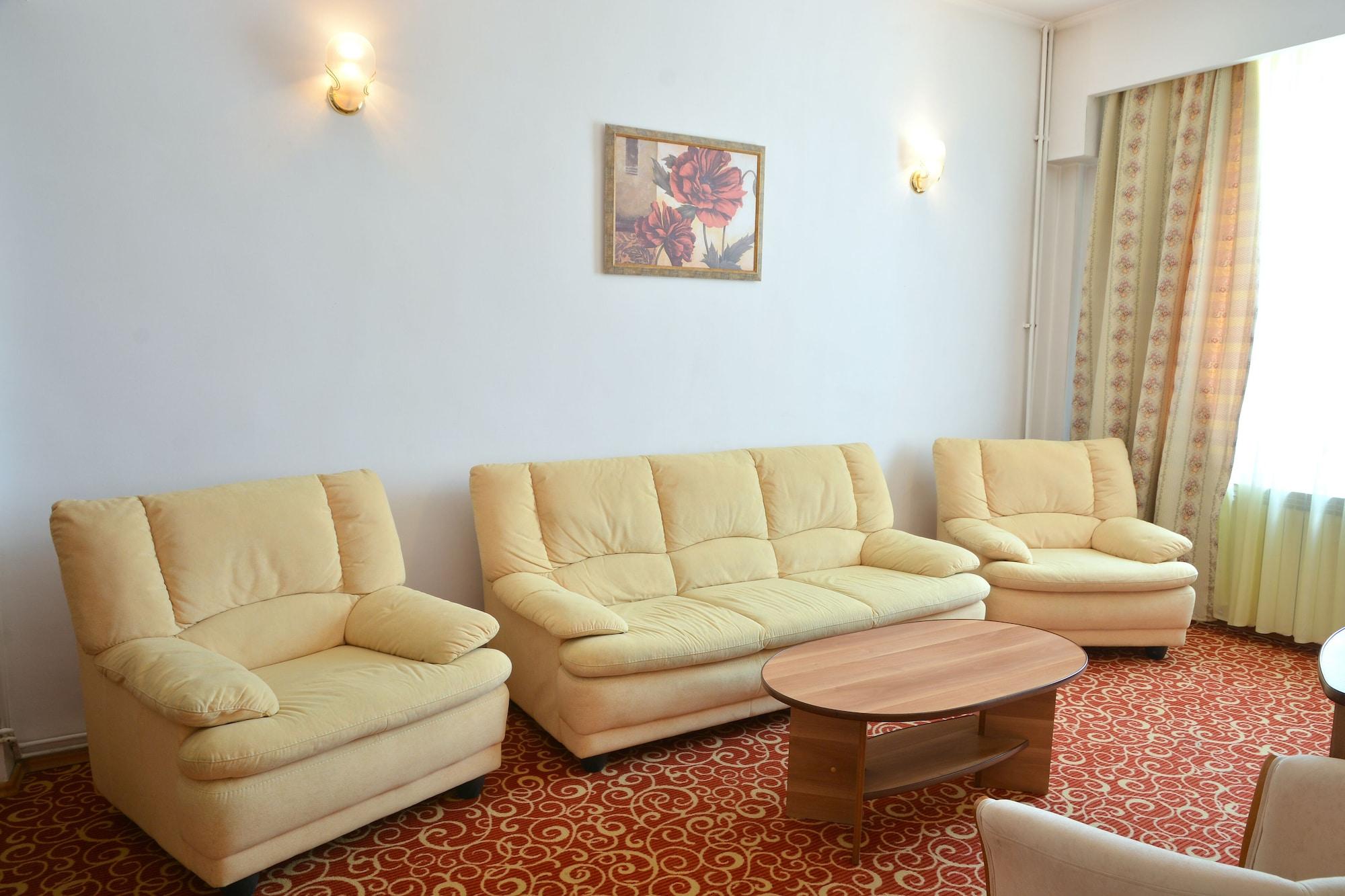 Hotel Central Ploieşti Extérieur photo